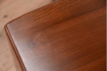 アンティーク家具　イギリスアンティーク　ERCOL(アーコール)　上質なキャスター付きドレッシングチェスト(ドレッサー・チェスト)