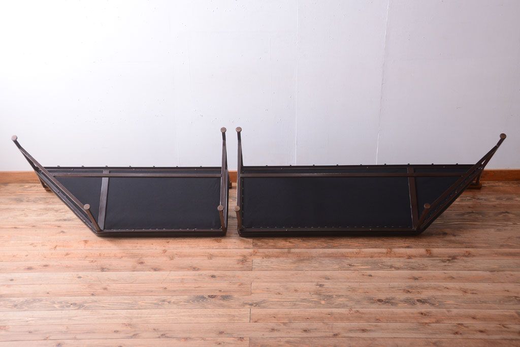 ヴィンテージ家具　シンプルデザイン　ビンテージベンチ2脚セット(ソファ)