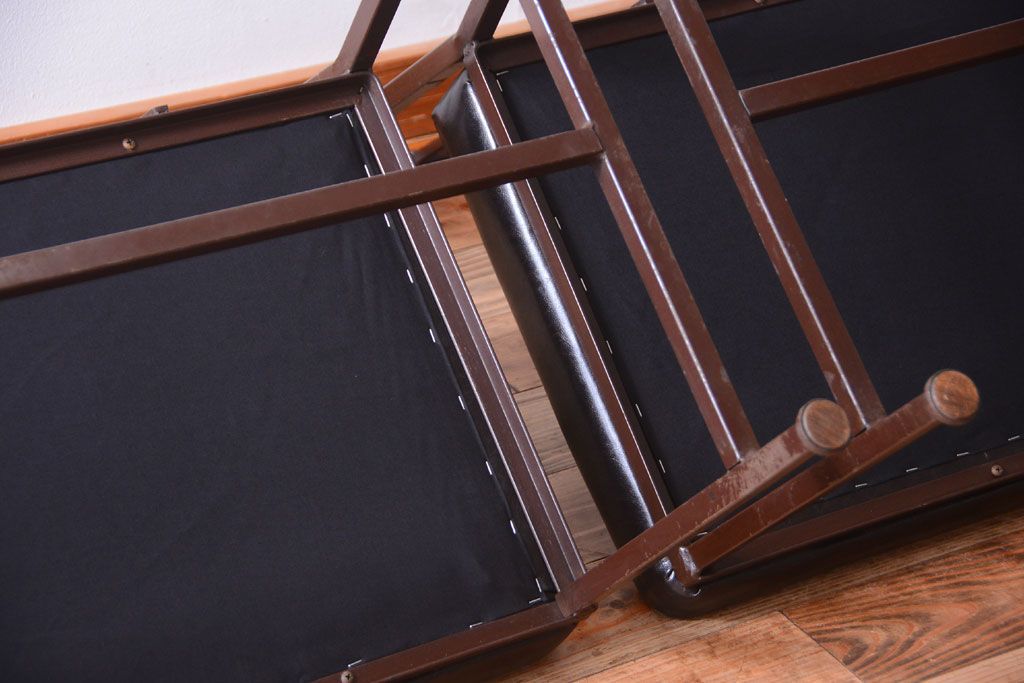 ヴィンテージ家具　シンプルデザイン　ビンテージベンチ2脚セット(ソファ)