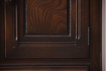 ヴィンテージ家具　イギリスビンテージ　アーコール　サイドキャビネット(サイドボード)(2)