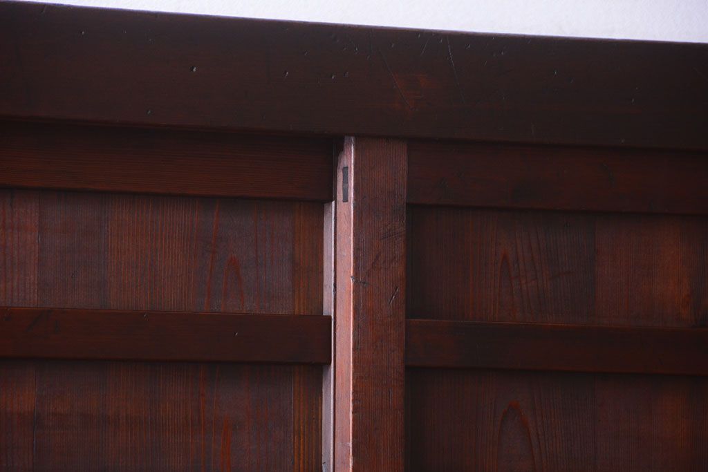 アンティーク家具　古民具・骨董　明治〜大正　横桟引き戸のアンティーク重ね水屋箪笥