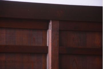 アンティーク家具　古民具・骨董　明治〜大正　横桟引き戸のアンティーク重ね水屋箪笥