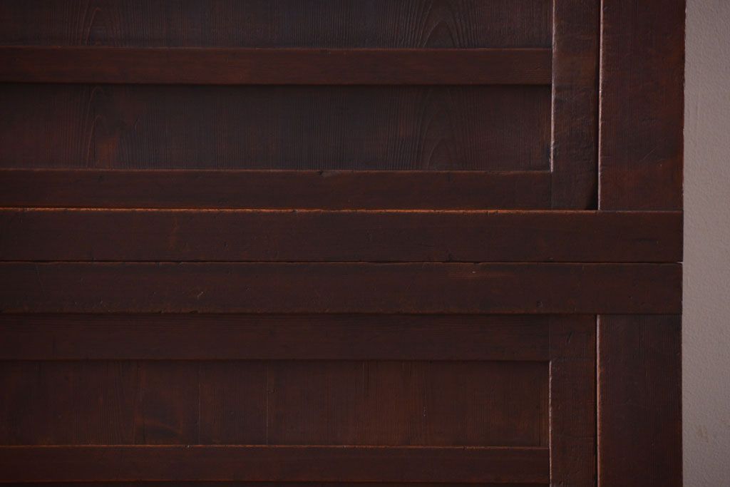 アンティーク家具　古民具・骨董　明治〜大正　横桟引き戸のアンティーク重ね水屋箪笥