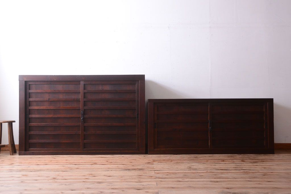 アンティーク家具　古民具・骨董　明治〜大正　横桟引き戸のアンティーク重ね水屋箪笥