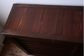 アンティーク家具　古民具・骨董　明治〜大正　横桟引き戸のアンティーク重ね水屋箪笥