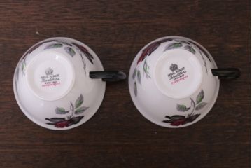 アンティーク雑貨　イギリス　Royal Albert(ロイヤルアルバート) MASQUERADE(マスカレード)シリーズ　カップ&ソーサー2客セット(洋食器)