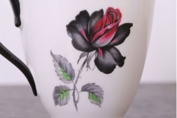 イギリス　Royal Albert(ロイヤルアルバート) MASQUERADE(マスカレード)シリーズ　シュガー・ミルク2点セット(洋食器)
