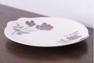 イギリス　Royal Albert(ロイヤルアルバート) MASQUERADE(マスカレード)シリーズ　ケーキプレート(洋食器)