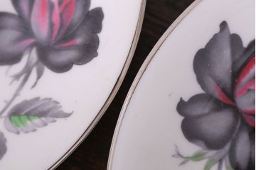 イギリス　Royal Albert(ロイヤルアルバート) MASQUERADE(マスカレード)シリーズ　トリオ2客セット(洋食器)(2)
