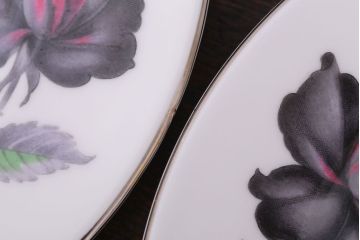 イギリス　Royal Albert(ロイヤルアルバート) MASQUERADE(マスカレード)シリーズ　トリオ2客セット(洋食器)(2)
