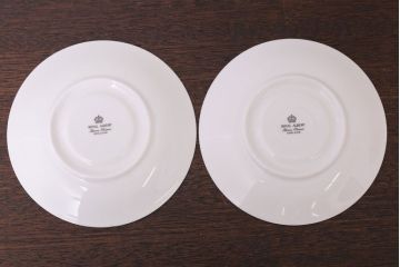 アンティーク雑貨　イギリス　Royal Albert(ロイヤルアルバート) MASQUERADE(マスカレード)シリーズ　トリオ2客セット(3)(洋食器)