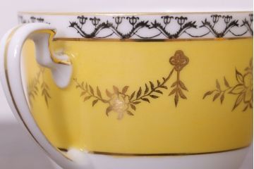 オールドノリタケ　海外(英国)輸出品　マルキ　カップ&ソーサー2客セット(トリオ)(洋食器)