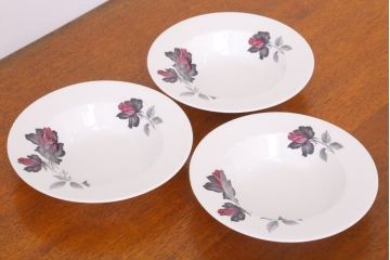 アンティーク雑貨　イギリス　Royal Albert(ロイヤルアルバート) MASQUERADE(マスカレード)シリーズ　スープボウル3枚セット(洋食器)(2)