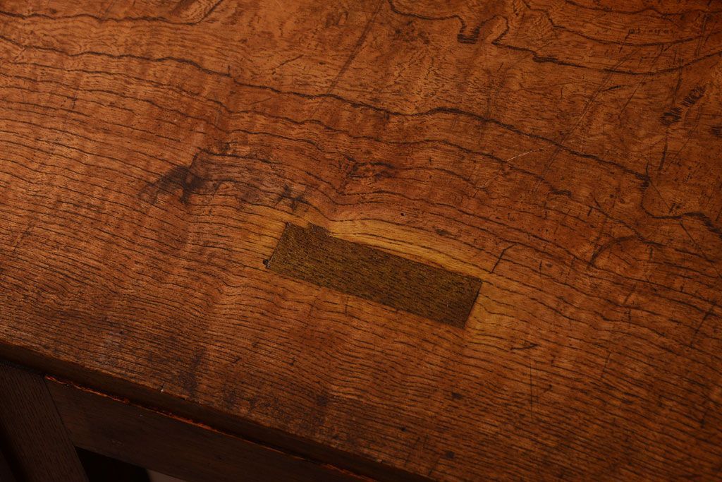 アンティーク家具　格子扉!古いナラ材の和製アンティーク戸棚(収納棚・本箱)