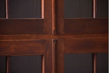 アンティーク家具　格子扉!古いナラ材の和製アンティーク戸棚(収納棚・本箱)