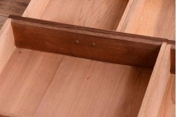 アンティーク家具　三方栓材製　和製アンティークの引き出し・作業台付き戸棚