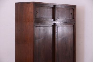アンティーク家具　三方栓材製　和製アンティークの引き出し・作業台付き戸棚