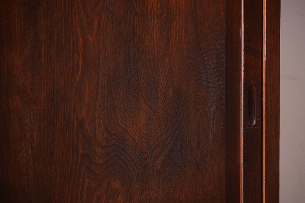 アンティーク家具　三方栓材製　和製アンティークの引き出し・作業台付き戸棚