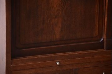アンティーク家具　三方栓材製　和製アンティークの引き出し・作業台付き戸棚