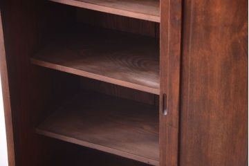 アンティーク家具　三方栓材製　和製アンティークの引き出し・作業台付き戸棚