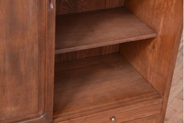 アンティーク家具　三方栓材製　和製アンティークの引き出し・作業台付き戸棚