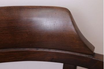 アンティーク雑貨　MUNDUS and J&J Kohn(ムンダス&ヤコブ・ヨゼフコーン)　海外アンティークの上品なベントウッドアームチェア(1)