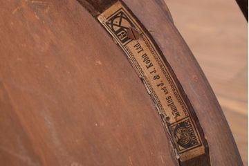 アンティーク雑貨　MUNDUS and J&J Kohn(ムンダス&ヤコブ・ヨゼフコーン)　海外アンティークの上品なベントウッドアームチェア(1)