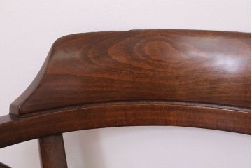 アンティーク雑貨　MUNDUS and J&J Kohn(ムンダス&ヤコブ・ヨゼフコーン)　海外アンティークの上品なベントウッドアームチェア(2)