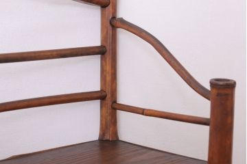 アンティーク家具　竹材製!和製アンティークの飾り棚(陳列棚)