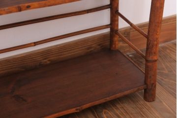 アンティーク家具　竹材製!和製アンティークの飾り棚(陳列棚)