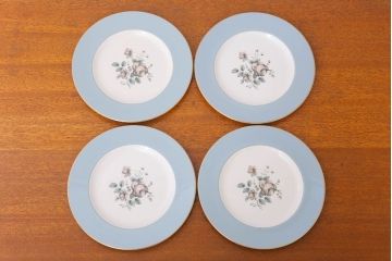 ROYAL DOULTON(ロイヤルドルトン)　ROSE ELEGANS(ローズ・エレガンス)　ディナープレート4枚セット(皿・洋食器)(2)