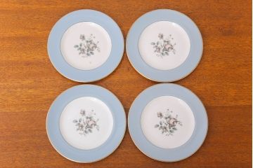 ROYAL DOULTON(ロイヤルドルトン)　ROSE ELEGANS(ローズ・エレガンス)　サラダプレート4枚セット(皿・洋食器)(1)