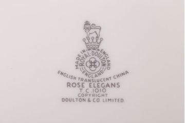 ROYAL DOULTON(ロイヤルドルトン)　ROSE ELEGANS(ローズ・エレガンス)　サラダプレート4枚セット(皿・洋食器)(3)