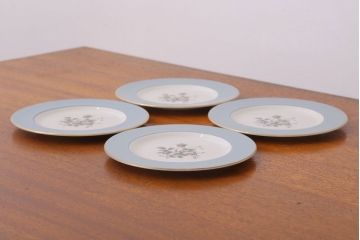 ROYAL DOULTON(ロイヤルドルトン)　ROSE ELEGANS(ローズ・エレガンス)　サラダプレート4枚(皿・洋食器)(1)