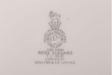 ROYAL DOULTON(ロイヤルドルトン)　ROSE ELEGANS(ローズ・エレガンス)　サラダプレート4枚(皿・洋食器)(1)