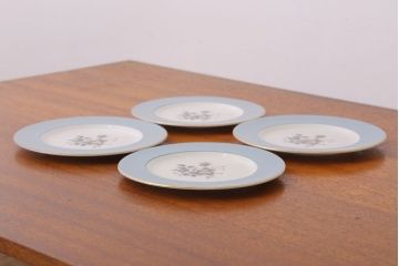 ROYAL DOULTON(ロイヤルドルトン)　ROSE ELEGANS(ローズ・エレガンス)　サラダプレート4枚(皿・洋食器)(2)