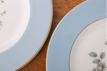 ROYAL DOULTON(ロイヤルドルトン)　ROSE ELEGANS(ローズ・エレガンス)　サラダプレート4枚(皿・洋食器)(2)