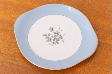 アンティーク雑貨　【T様ご成約済・ご決済用】ROYAL DOULTON(ロイヤルドルトン)　ROSE ELEGANS(ローズ・エレガンス)　ケーキプレート(ブレッドプレート・洋食器)