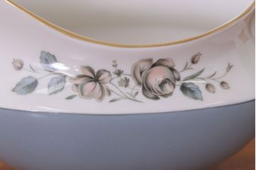 アンティーク雑貨　ROYAL DOULTON(ロイヤルドルトン)　ROSE ELEGANS(ローズ・エレガンス)　グレービーボート(ソースボート)(洋食器)