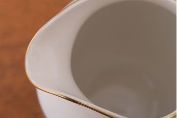 アンティーク雑貨　【T様ご成約済・ご決済用】ROYAL DOULTON(ロイヤルドルトン)　ROSE ELEGANS(ローズ・エレガンス)　ミルクジャグ(洋食器)