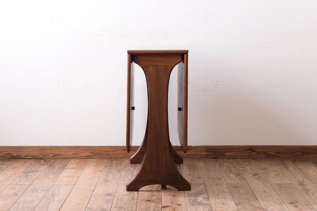 ヴィンテージ家具　北欧ビンテージ　G-PLAN　チーク材のエクステンションテーブル(2)