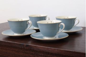 ROYAL DOULTON(ロイヤルドルトン)　ROSE ELEGANS(ローズ・エレガンス)　カップ&ソーサー4客セット(洋食器)(1)