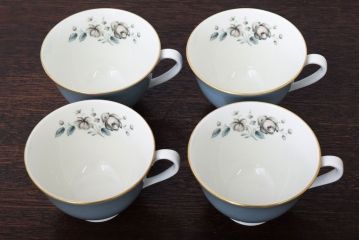 ROYAL DOULTON(ロイヤルドルトン)　ROSE ELEGANS(ローズ・エレガンス)　カップ&ソーサー4客セット(洋食器)(1)