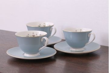 アンティーク雑貨　【T様ご成約済・ご決済用】ROYAL DOULTON(ロイヤルドルトン)　ROSE ELEGANS(ローズ・エレガンス)　カップ&ソーサー3客セット(洋食器)