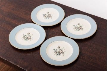 ROYAL DOULTON(ロイヤルドルトン)　ROSE ELEGANS(ローズ・エレガンス)　ティープレート4枚(皿・洋食器)