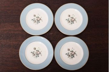 ROYAL DOULTON(ロイヤルドルトン)　ROSE ELEGANS(ローズ・エレガンス)　ティープレート4枚(皿・洋食器)
