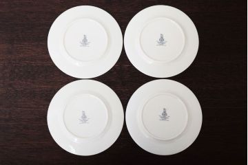 ROYAL DOULTON(ロイヤルドルトン)　ROSE ELEGANS(ローズ・エレガンス)　ティープレート4枚(皿・洋食器)