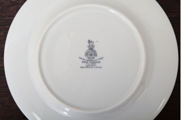 ROYAL DOULTON(ロイヤルドルトン)　ROSE ELEGANS(ローズ・エレガンス)　ティープレート4枚(皿・洋食器)