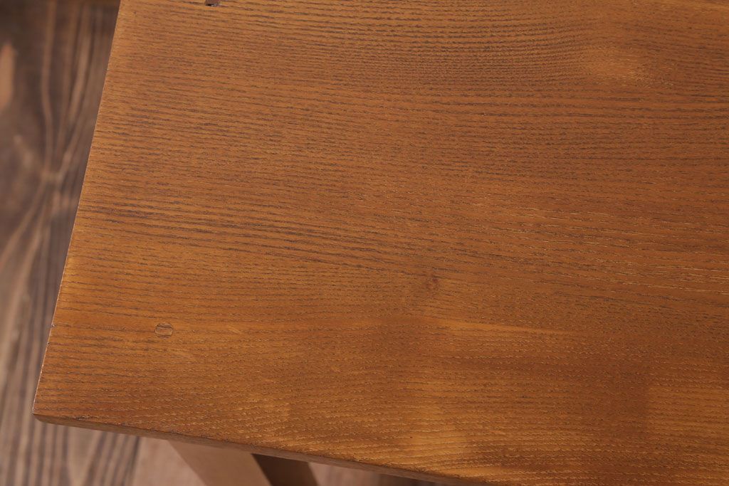 レトロ家具　和製アンティーク　ナラ材・ブナ材製　昭和レトロな薄型の片袖机(デスク)