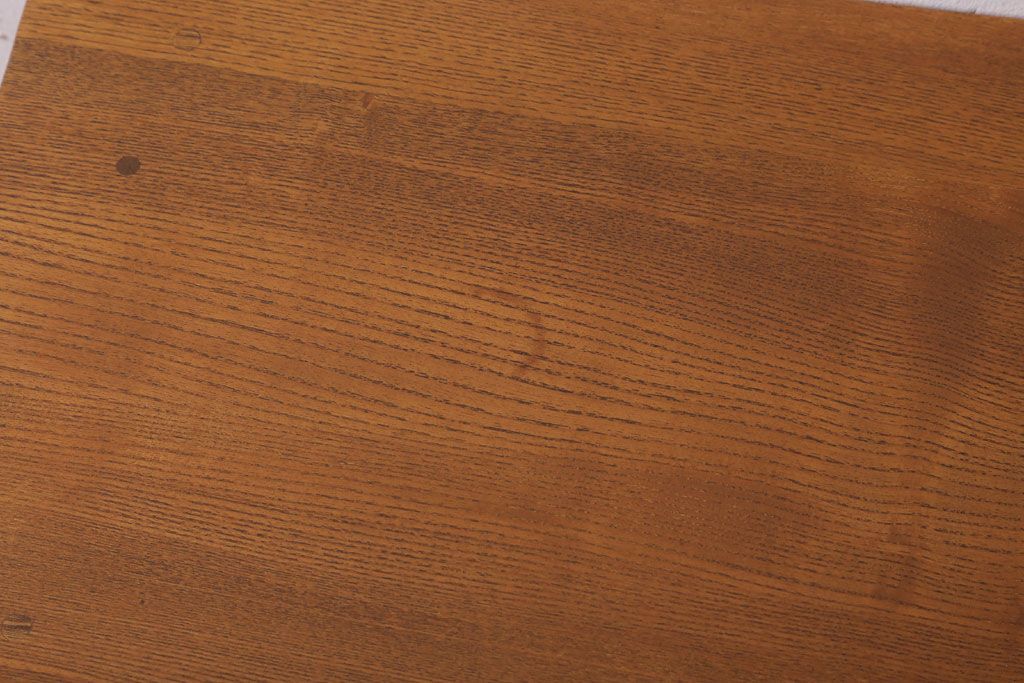 レトロ家具　和製アンティーク　ナラ材・ブナ材製　昭和レトロな薄型の片袖机(デスク)